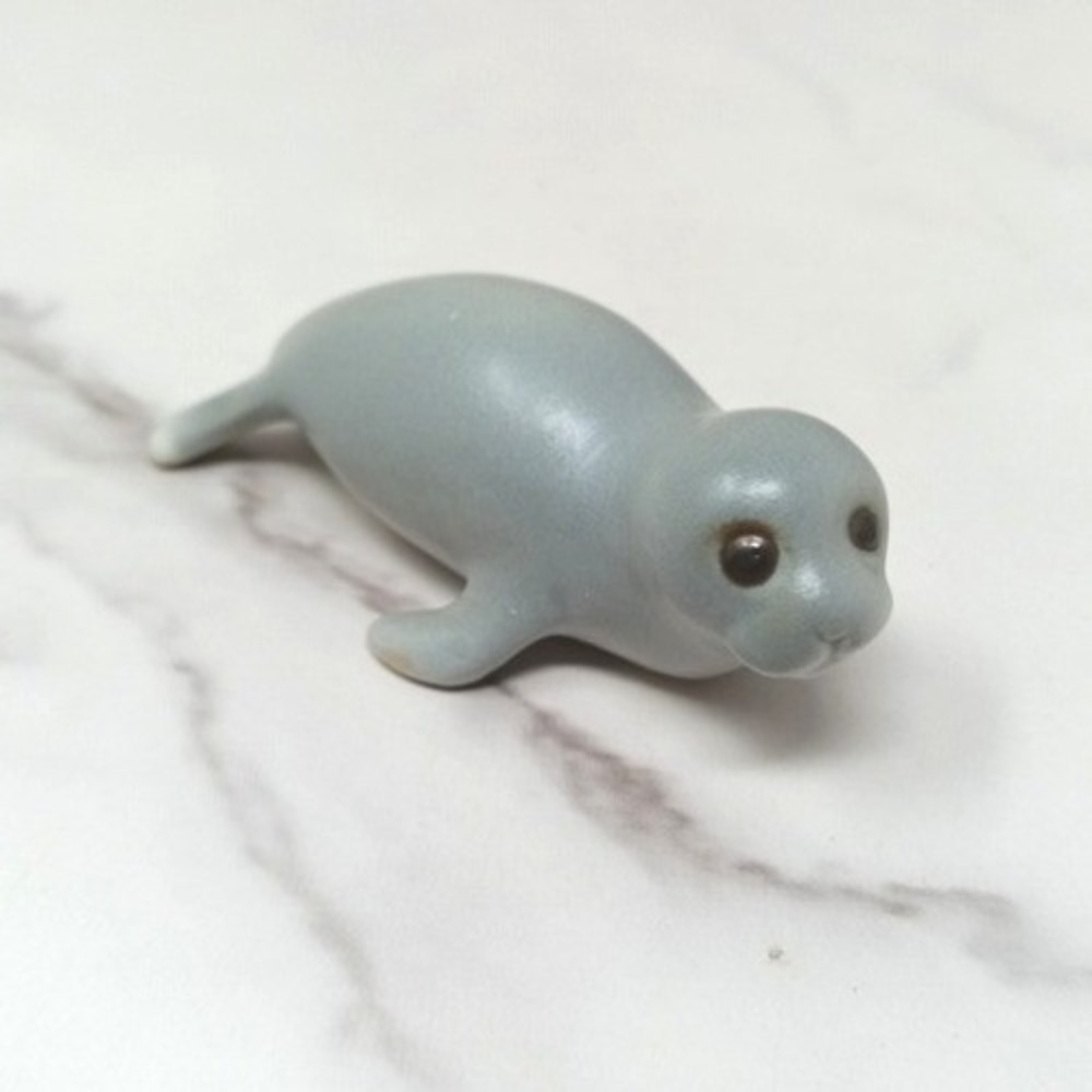 Vintage Otagiri Seal Pup Figurine, Matte Gray, Small